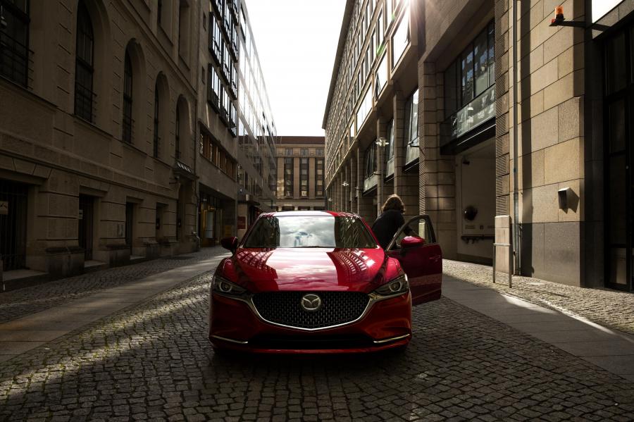  Mazda6 (GJ) 2018 года  (NA) (фото 18 из 40)